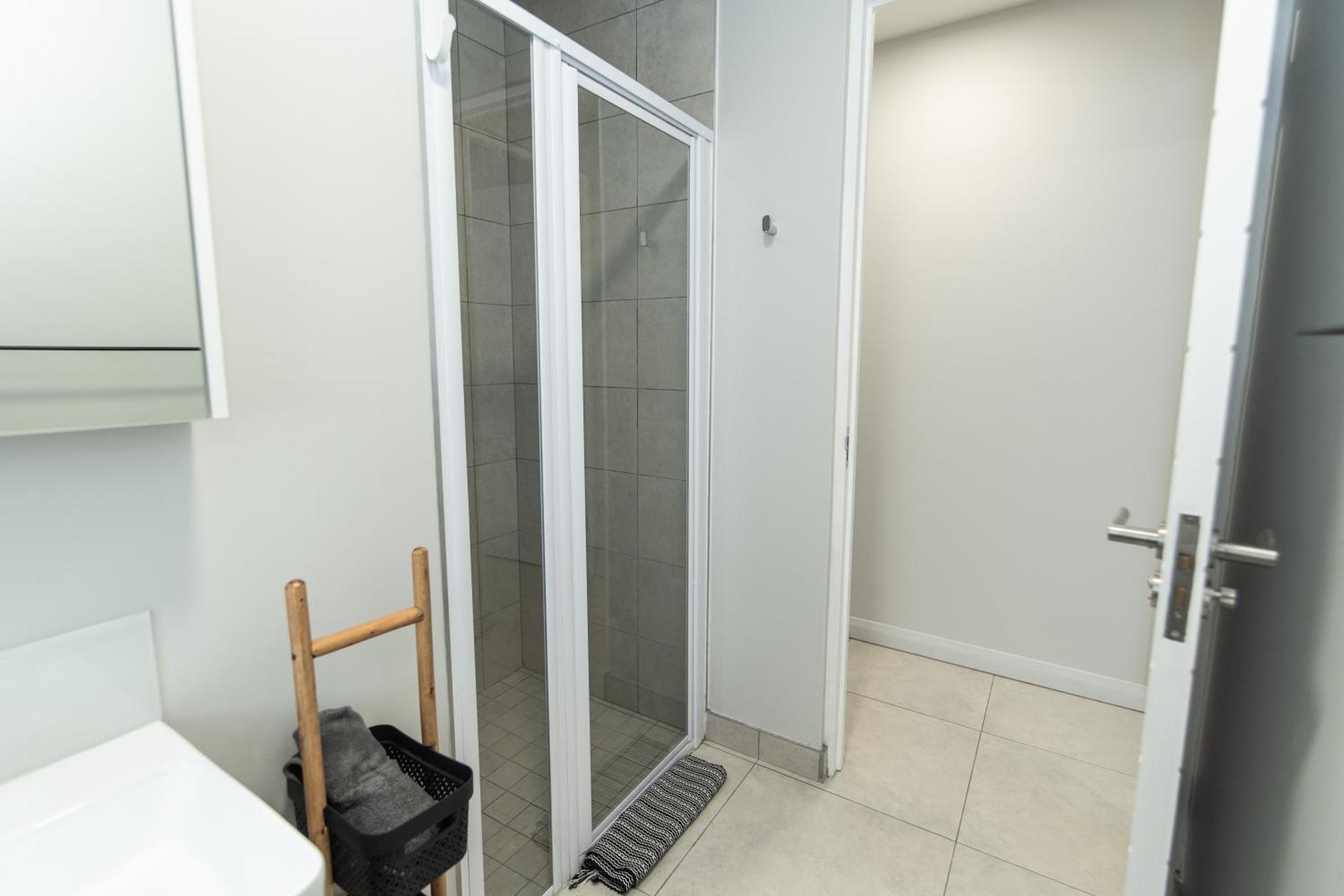 Cozy Modern Apartment At Bellamare Port Elizabeth Exteriör bild
