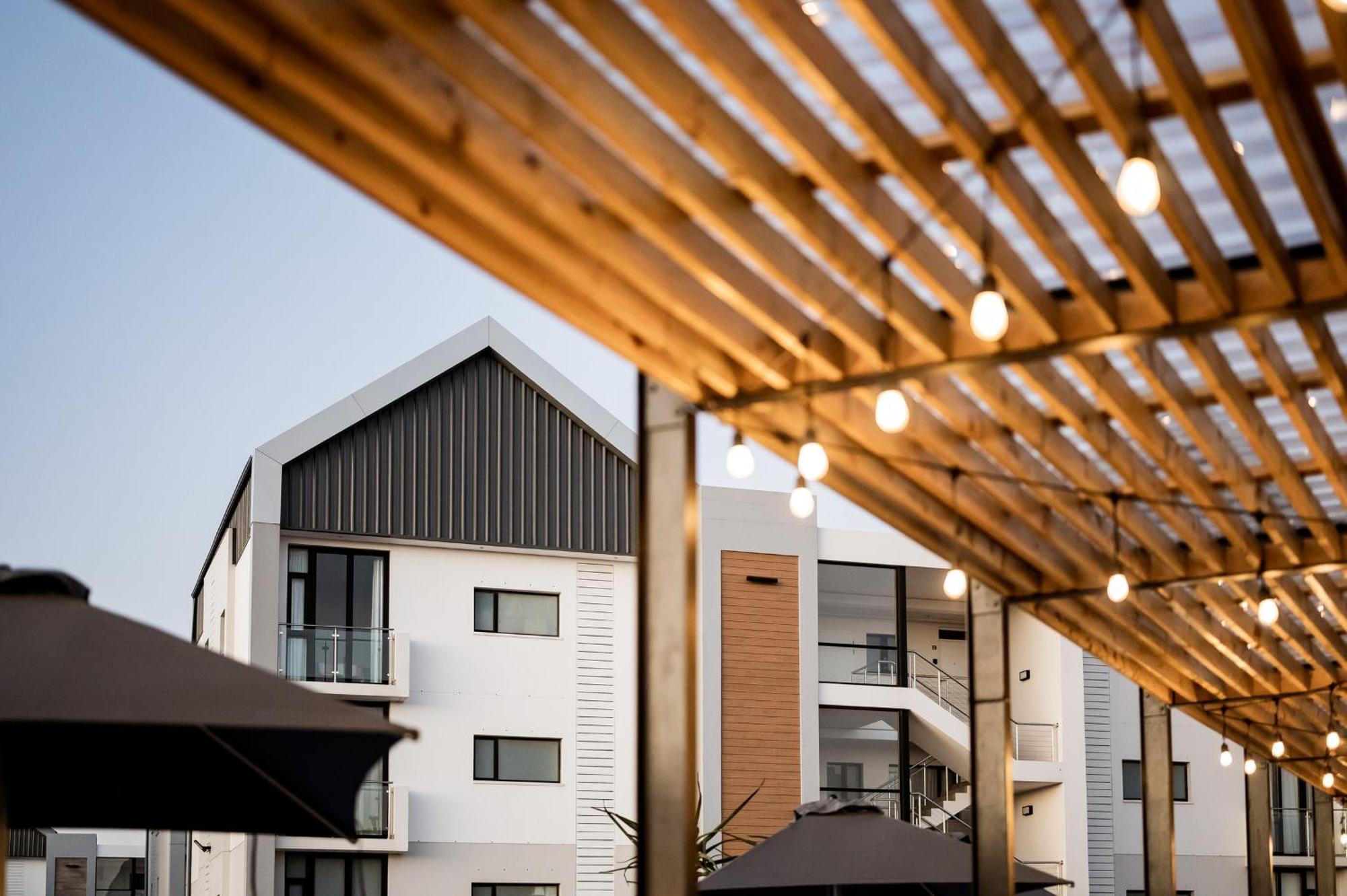 Cozy Modern Apartment At Bellamare Port Elizabeth Exteriör bild