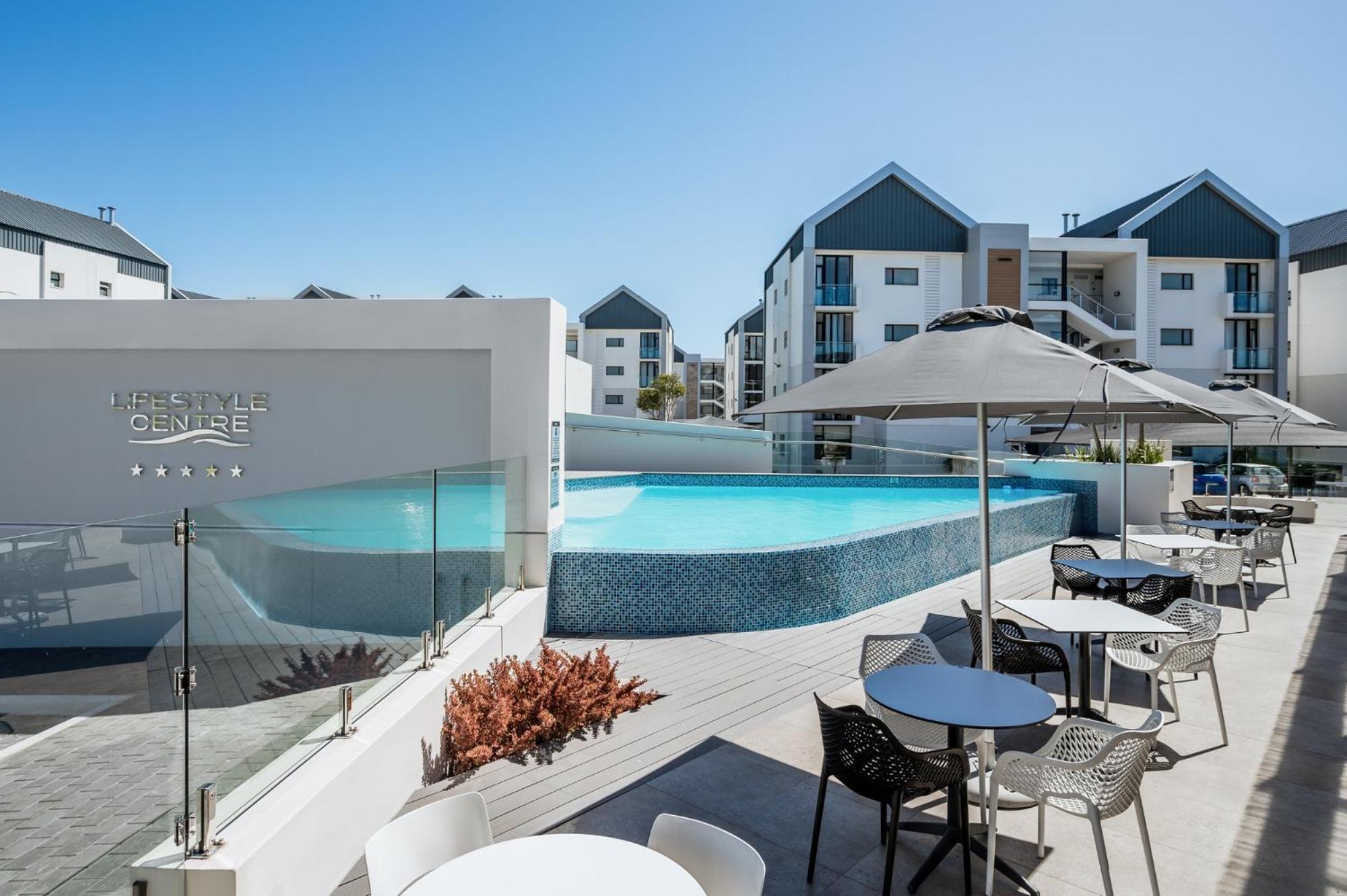 Cozy Modern Apartment At Bellamare Port Elizabeth Exteriör bild