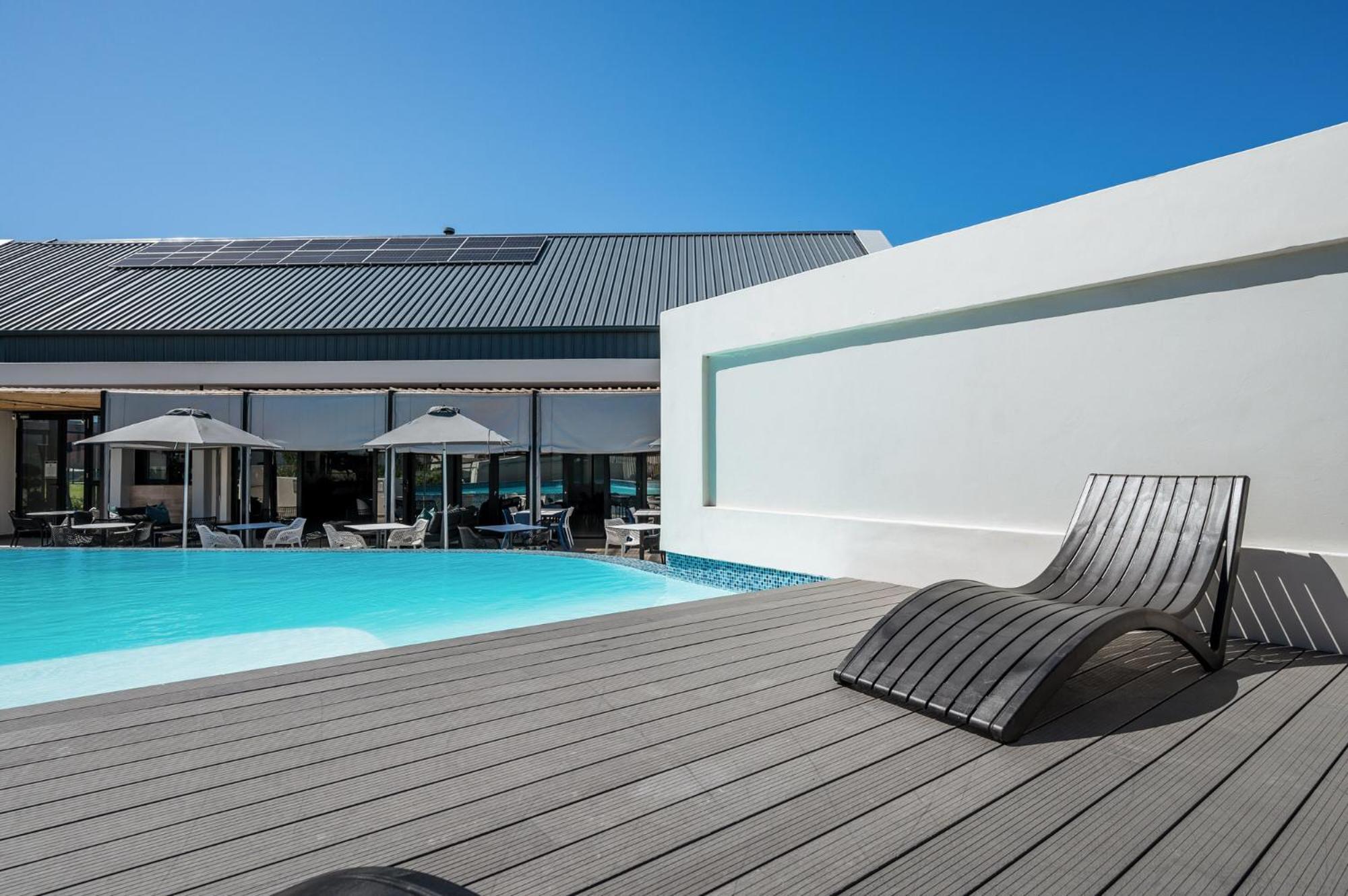 Cozy Modern Apartment At Bellamare Port Elizabeth Exteriör bild